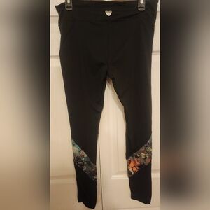 Athletic leggings